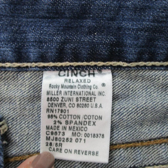 CINCH  Ada Relaxed Fit Denim Jeans Size 28                   #110 - Picture 6 of 9